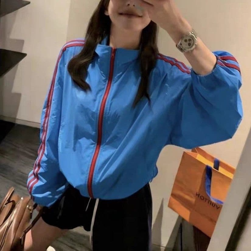 Korean-Style Three-Stripe Sun Protection Jacket with Stand-Up Collar, Contrast Color Panels, Zip-Up Women's Lightweight Jacket