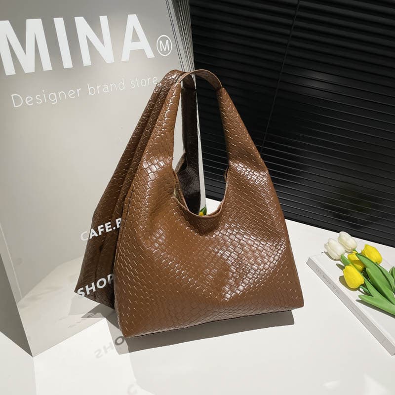 Autumn Vintage 2026 Trendy Women's Handbag Fashionable Shoulder Bag Simple Tote Bag