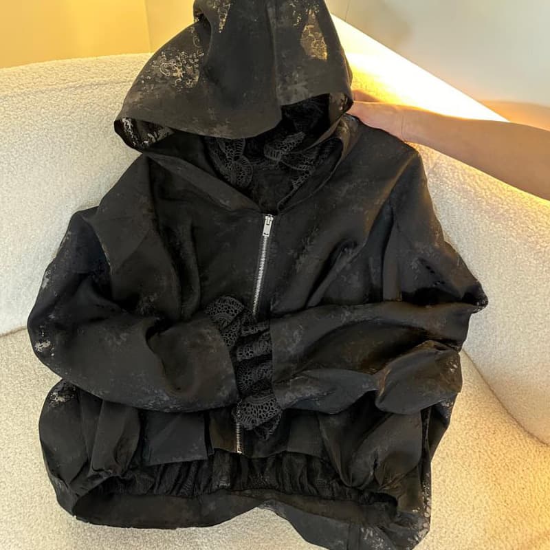 Official Image 2025 Summer Sun Protection Little Chanel Style Lace Hooded Top Simple Fashion Lace Trim Stylish Sunscreen Shirt for Women