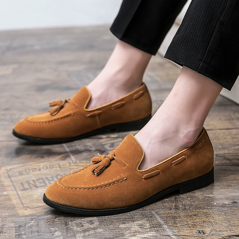Fashion Men's Loafer Slip-On Shoes with Comfort Sole, British Style Casual Leather Shoes in Yellow