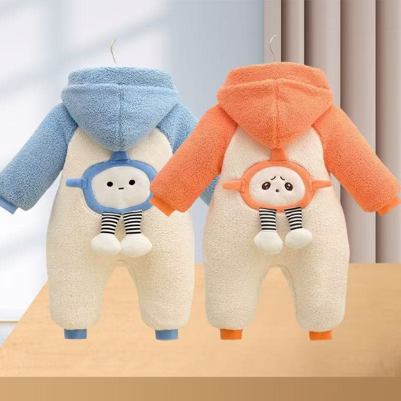 Baby clothes, winter jumpsuits, thickened and velvet newborn clothes, autumn and winter clothes, baby clothes for going out for 100 days