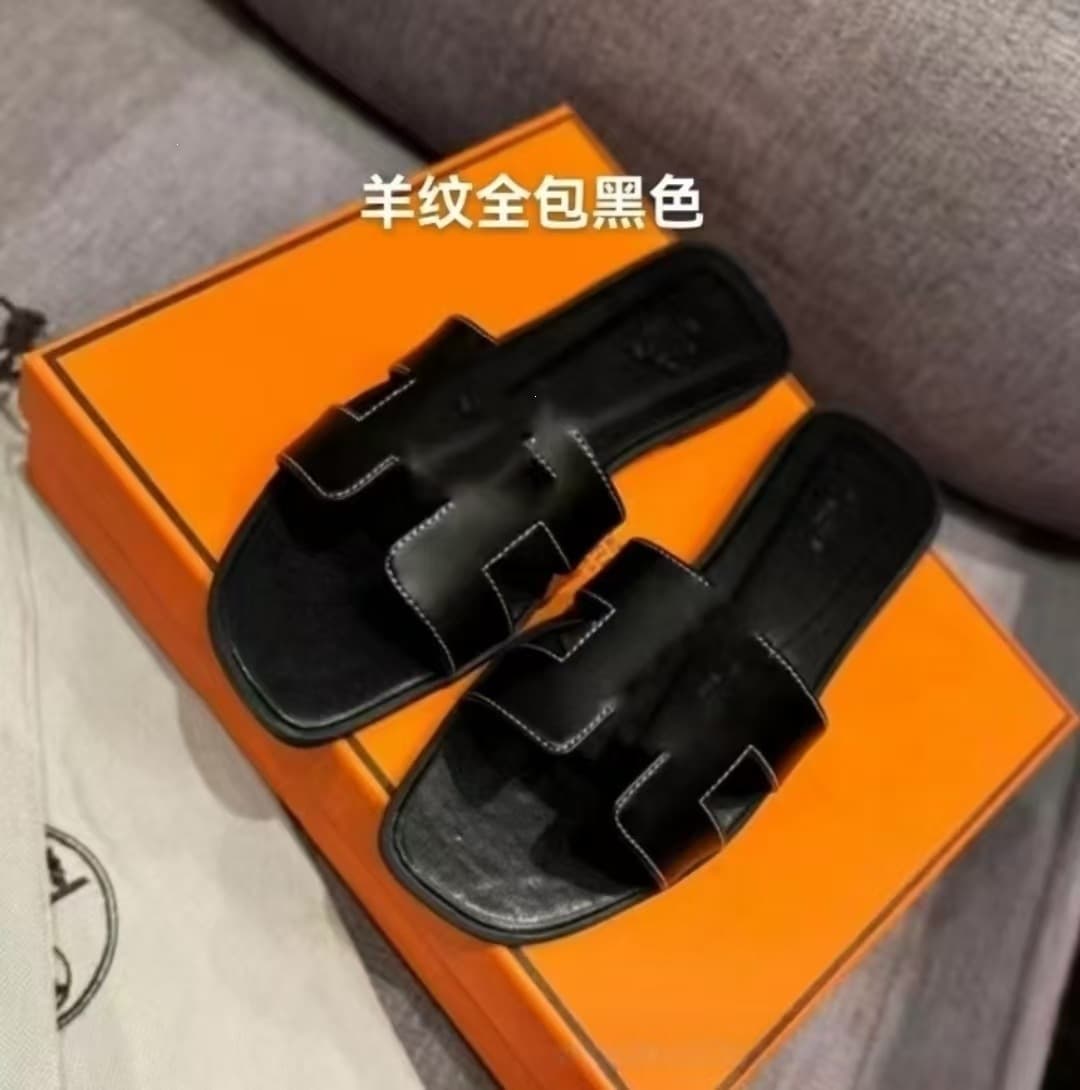 H Brand Flat Sandals Classic Style One-Strap Sheepskin Grain Patent Leather Women's Summer Outdoor Fashion Casual Sandals