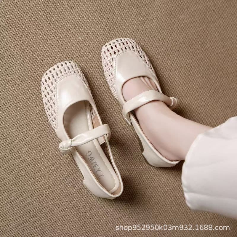 Silver Woven Hollow Hole Sandals for Women Summer 2026 New Style to Match Dresses Soft Flat Gentle Mary Jane Flats
