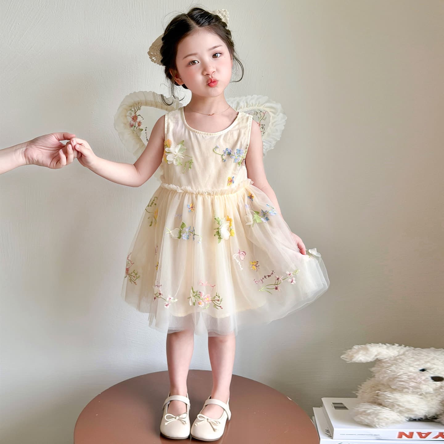 Girls' Vest Dress Summer 2026 New Children's Flower Mesh Tulle Dress Little Girl Wing Princess Dress