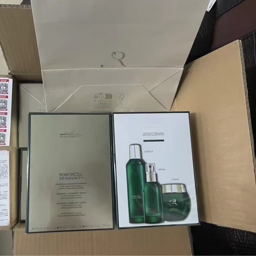Cross-border foreign trade big brand new version of green bottle three-piece set new muscle water 200ml new version of essence 50ml face cream 50ml