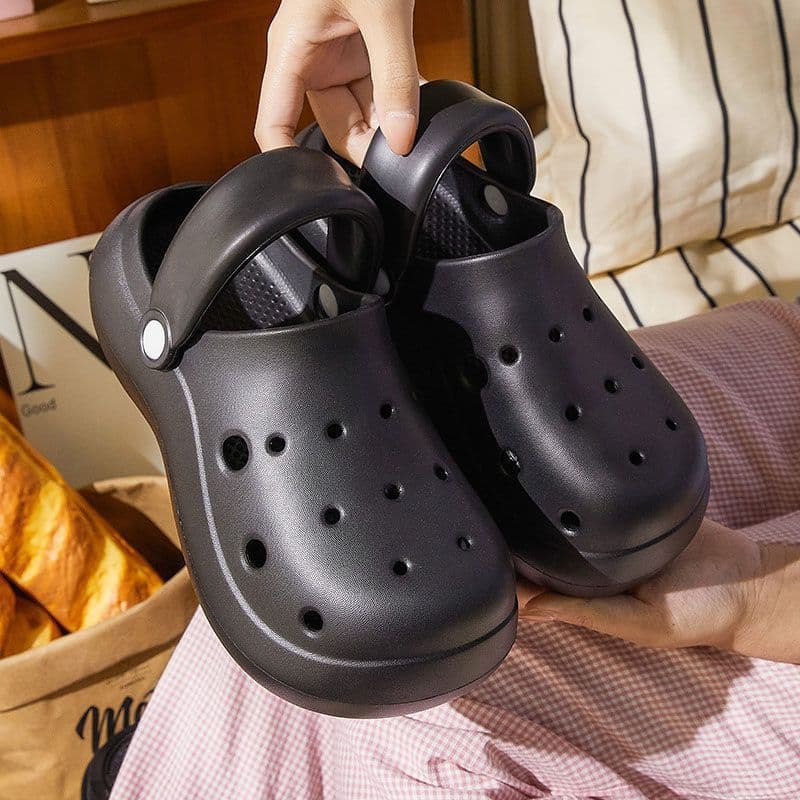 Step-in-Comfort" Casual Perforated Sandals for Women 2025 Spring/Summer New Thick-Soled Comfortable Anti-Slip Two-Way Sandals for Women
