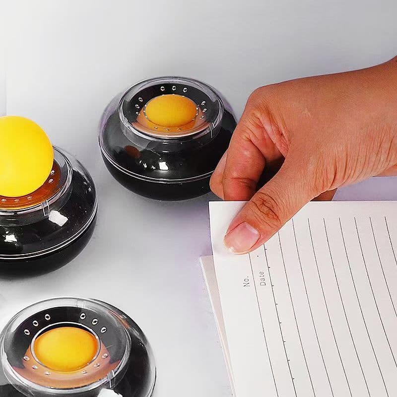 Office ball-type finger moistener, shopping bag tearing aid, accounting counting financial specialized bank money wetting device
