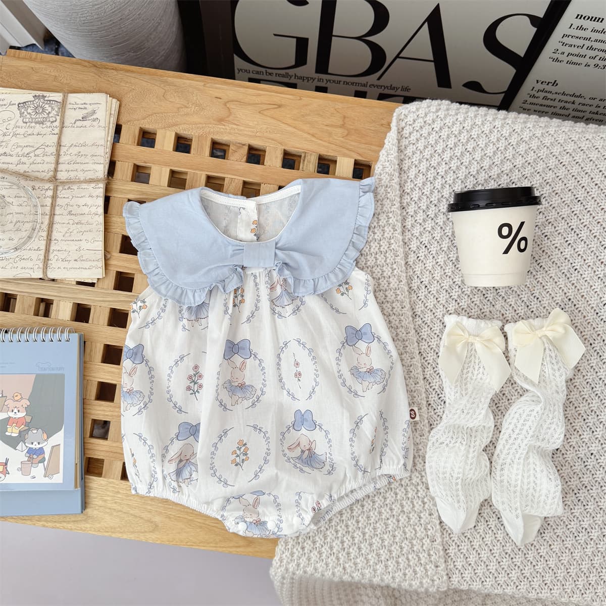 Summer New Arrival Cotton Breathable Baby Girl Diaper Cover Bodysuit Sleeveless Peter Pan Collar Rabbit Fashion Infant Romper Crawler