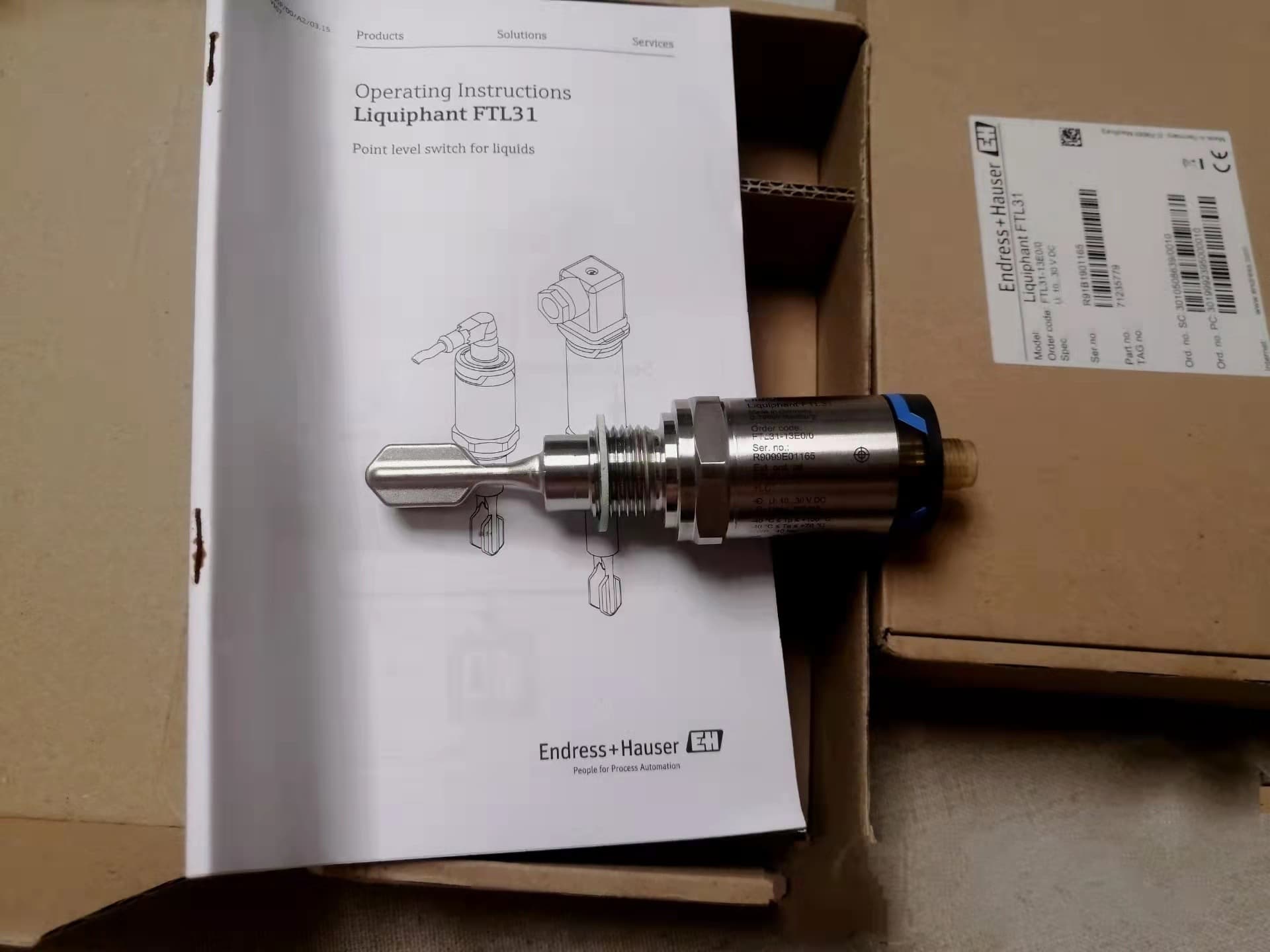 FTL31-AA4M2AAWBJ E+H Tuning Fork Switch, Level Switch FTL31-1102/0 Limit Switch