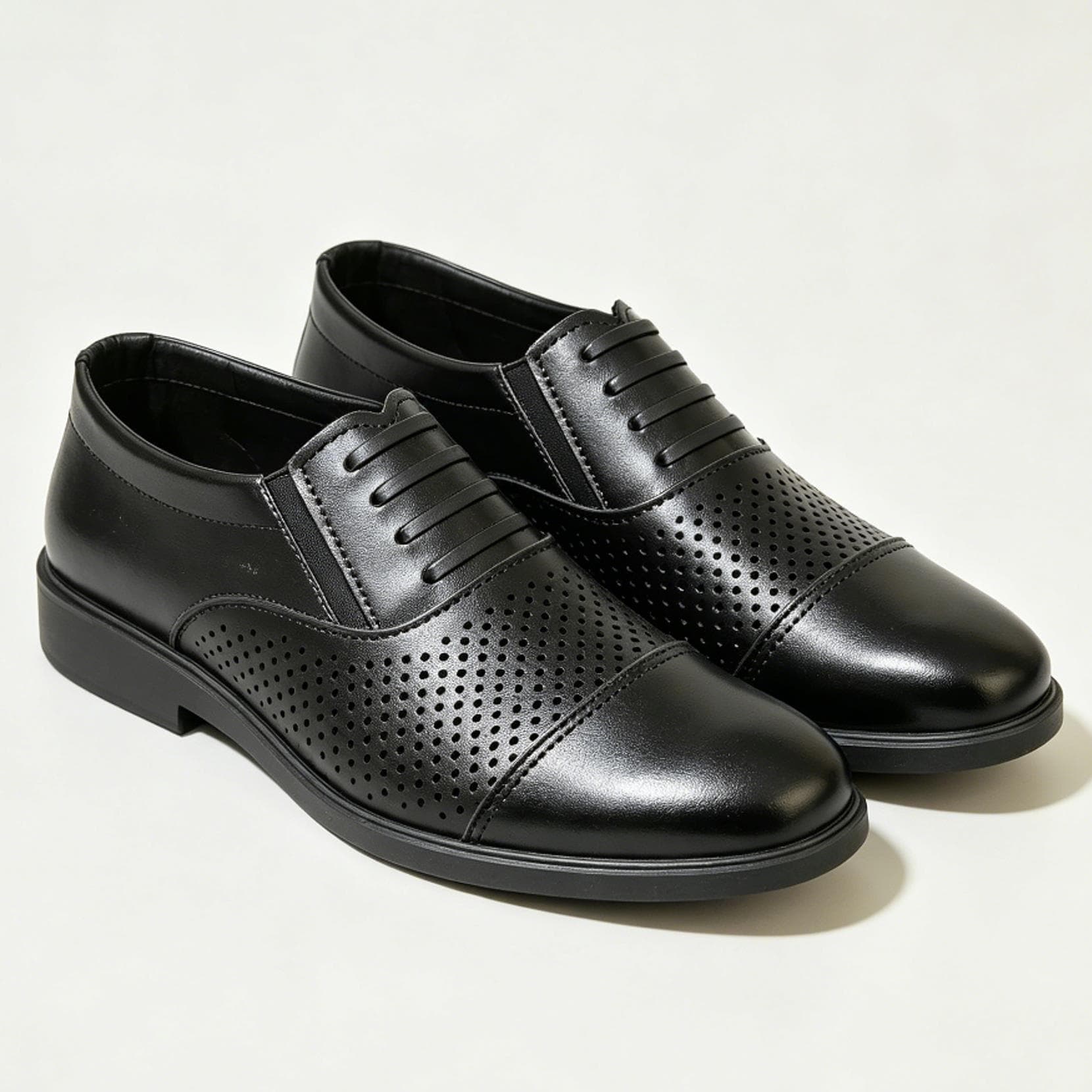 Men's Leather Shoes New Business Formal Versatile Breathable Hollow Design Three-Piece Leather Shoes Casual Formal Leather Shoes