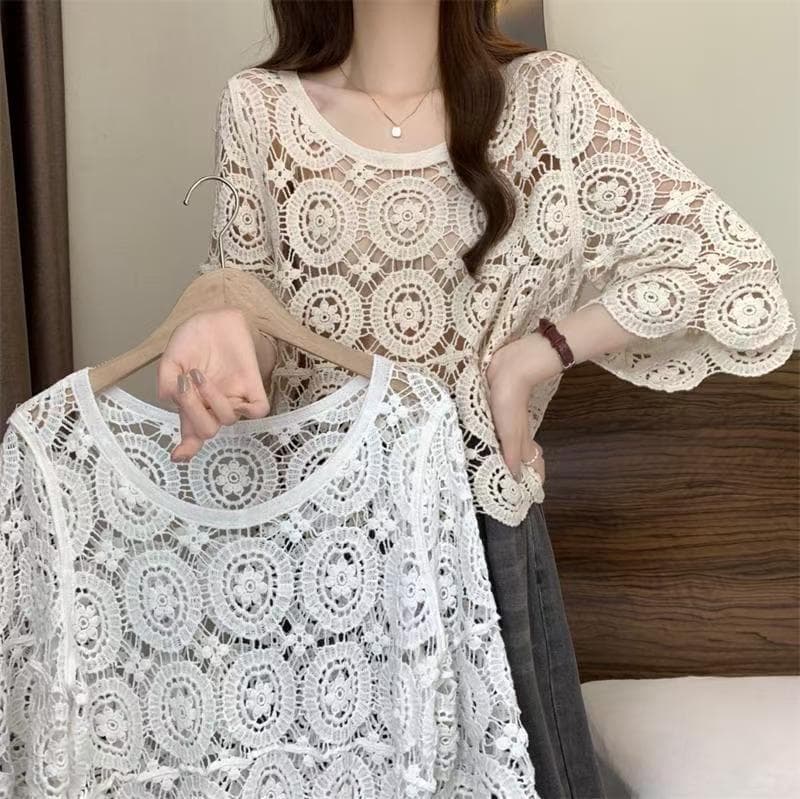 Spring New Arrival Crochet Hollow-Out Short-Sleeve Knit Top for Women, Designer Niche Versatile Cover-Up, Round Neck Sun Protection Shirt, Trendy