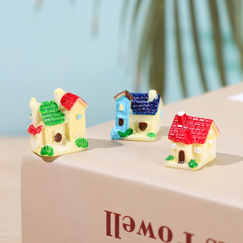 Miniature European Country Villa Small House Figurine Decorative Accessory Creative Succulent Landscape Ornament