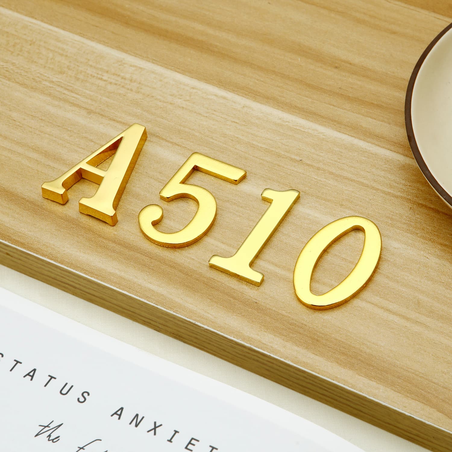 [Factory Direct] Self-adhesive Metal Door Plates with 3D Numbers and Letters for Home, Rental, and Hotel Use