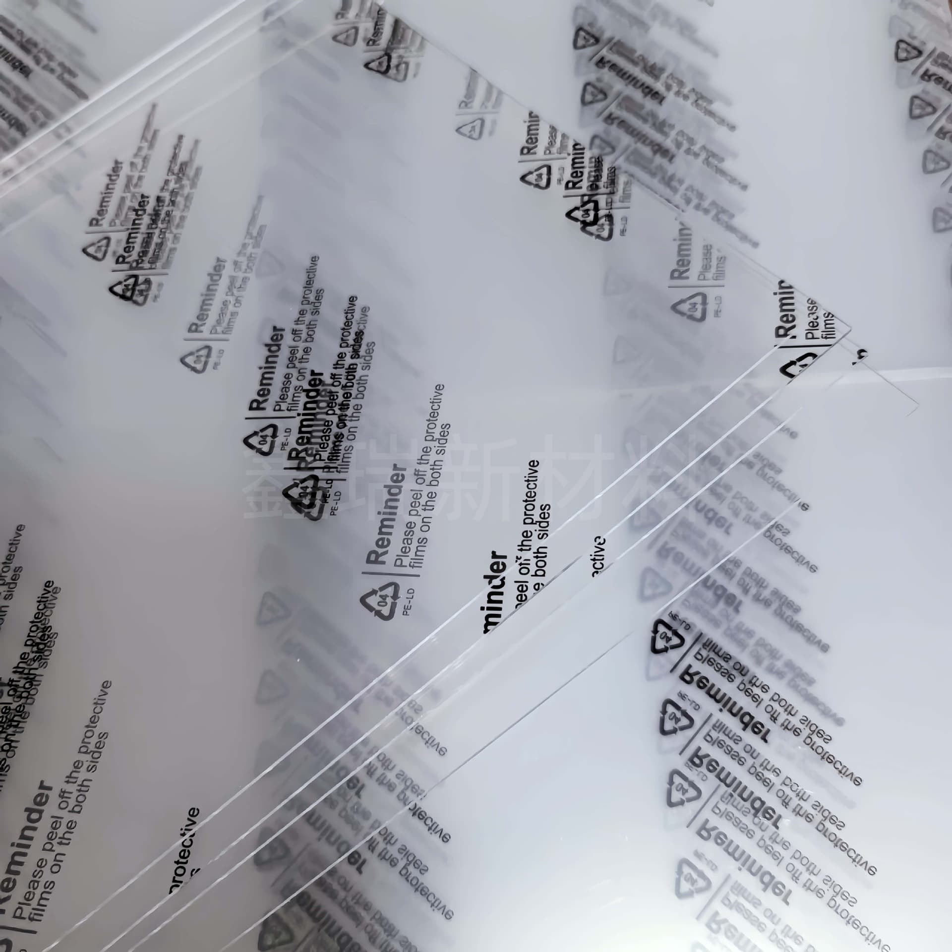 High-transparency acrylic sheet for picture frames, made of new PS thin film, specially designed for framing and mounting, cut from PVC plastic panels.
