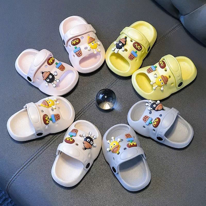 2026 New Cartoon Cute EVA Slippers Cloud-like Feel Summer Wear-resistant Indoor Kids Thick Sole Baby Sandals Slippers