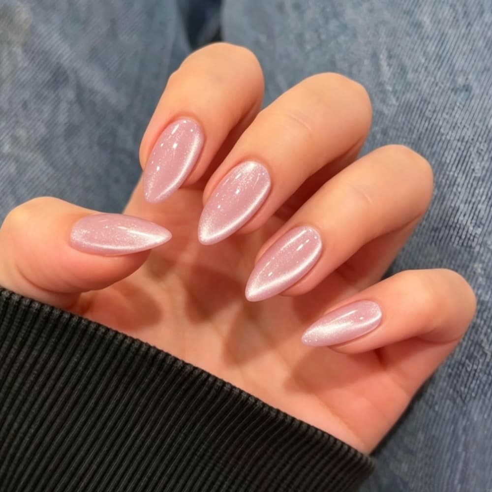 24-Piece Boxed Set, Amazon Exclusive Crystal Cat Eye Brightening Almond Nails, Detachable and Wearable Press-On Nails