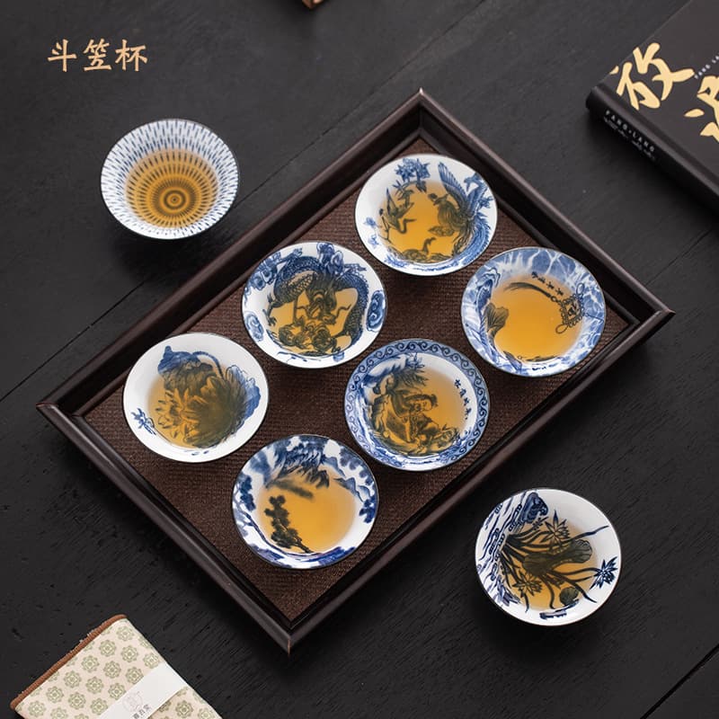 Blue and White Porcelain Tea Cup, Bamboo Hat Cup, Kung Fu Tea Set Ceramic Single Cup, Home Use Host Cup, Japanese-Style Hand-Painted Tea Cup Tasting Cup