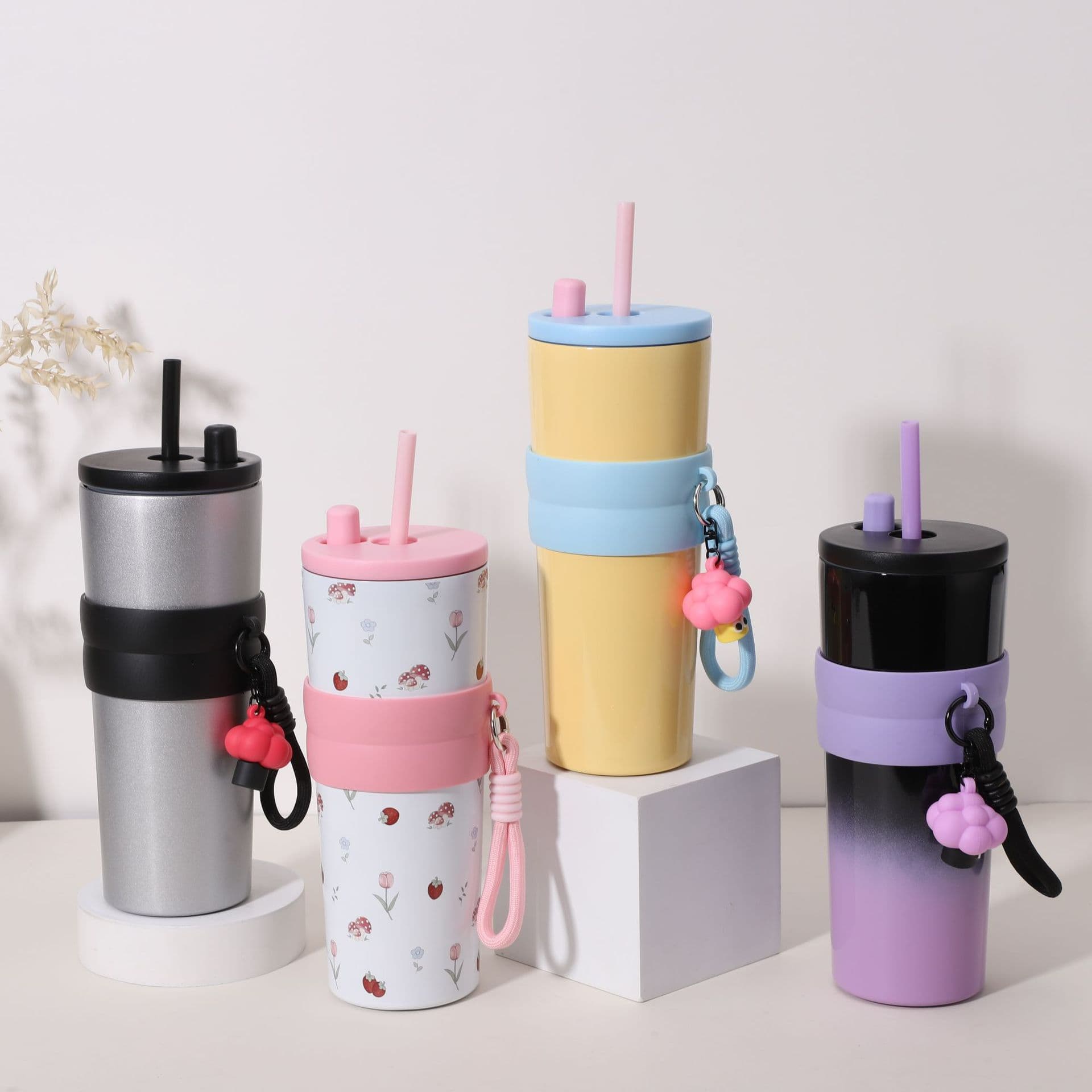 Large Capacity Car Ice Cup, Outdoor Portable Stainless Steel Travel Coffee Cup with Handle, Gradient Color Straw Cup Wholesale