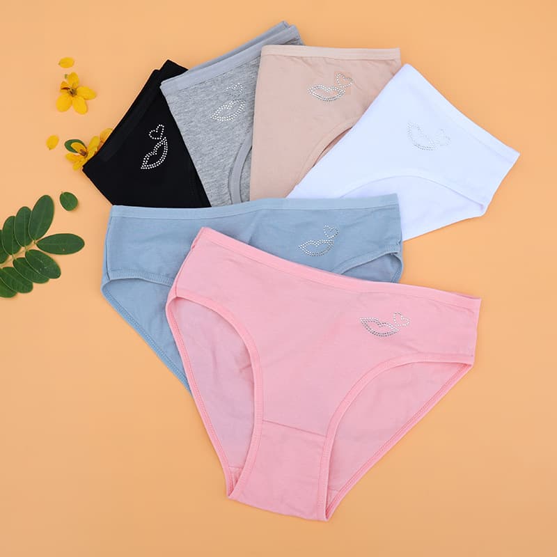Hot diamond style 40 count pure cotton women's underwear cross-border solid color combed cotton briefs women's mid-waist large size breathable underwear