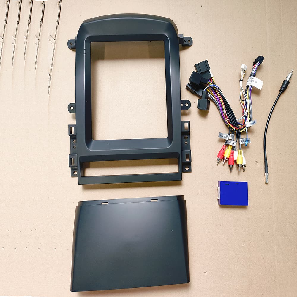 Suitable for Chevrolet Captiva 2006-2012 CAPTIVA center control navigation frame 9.7 inch low configuration