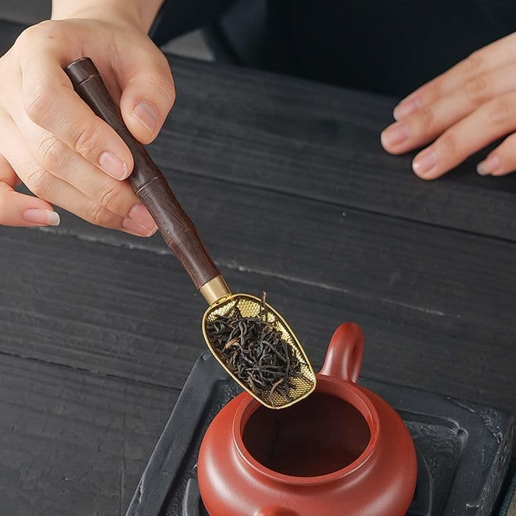 Black sandalwood alloy tea spoon tea spoon tea spoon kung fu tea set tea ceremony six gentlemen spare tea taking tools tea spoon