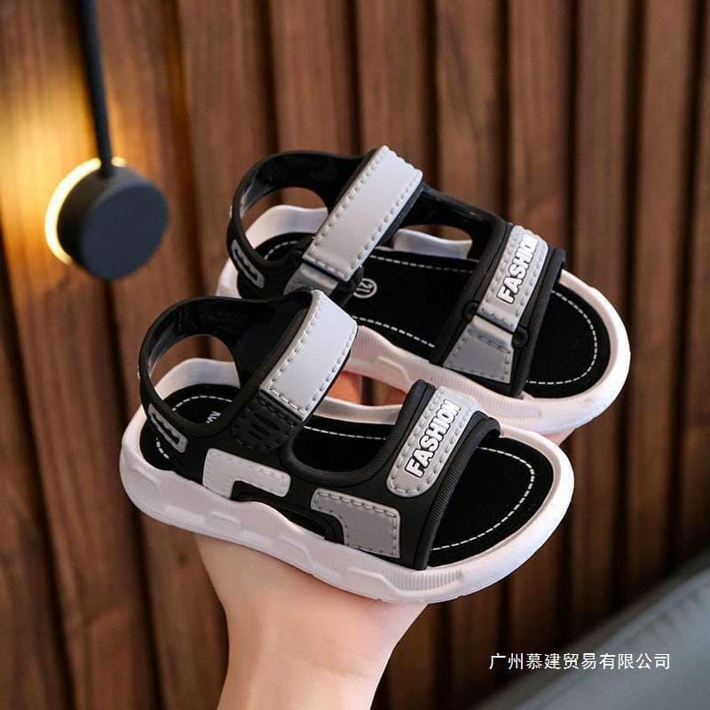 2025 New Children's Boys Sandals, Soft Sole Non-Slip, Stylish for Toddlers and School-Age Kids