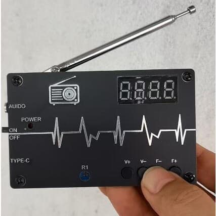 Radio assembly kit, FM tuning, digital tube display, electronic DIY, microcontroller soldering components