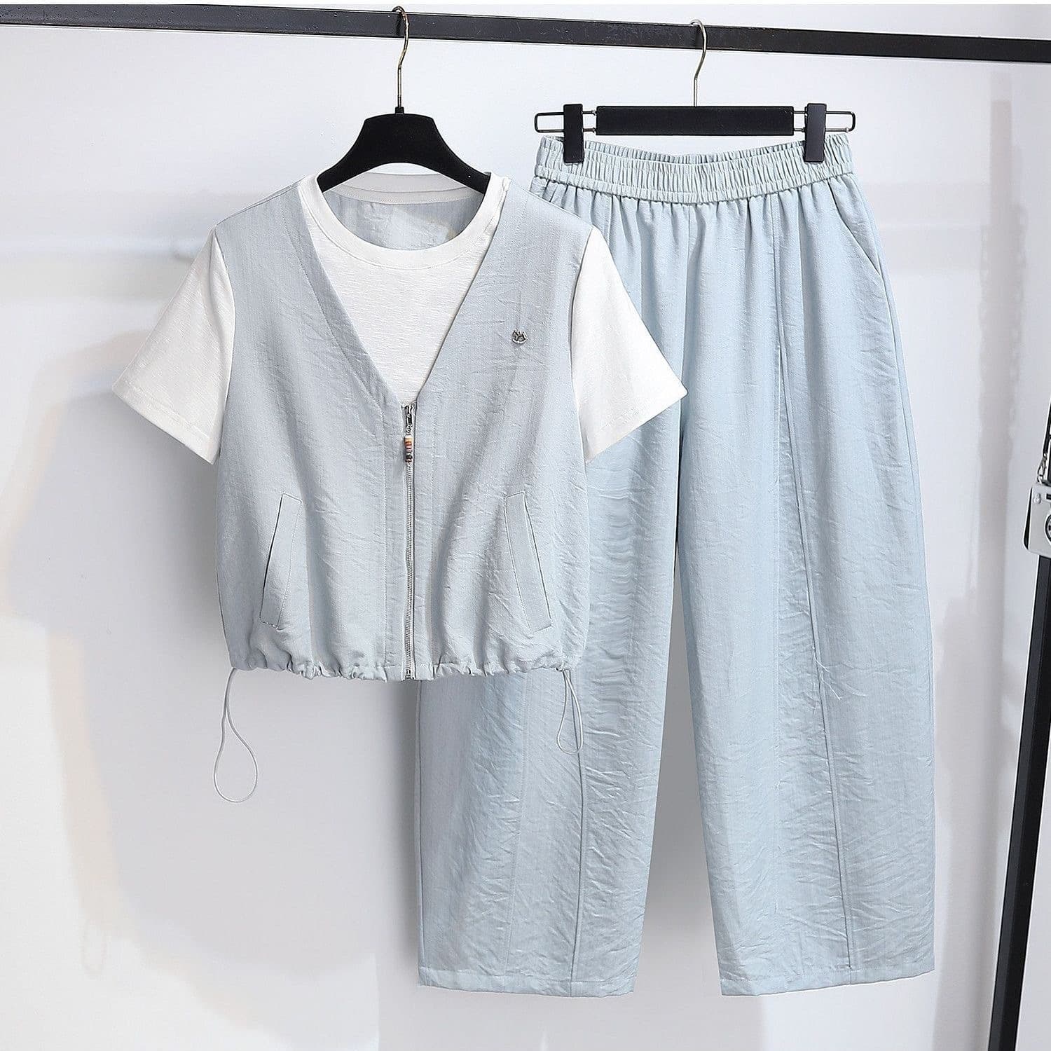 Fake spliced vest, two-piece short-sleeved nine-point wide-leg pants for women, summer new salt series, sweet, loose and age-reducing two-piece set