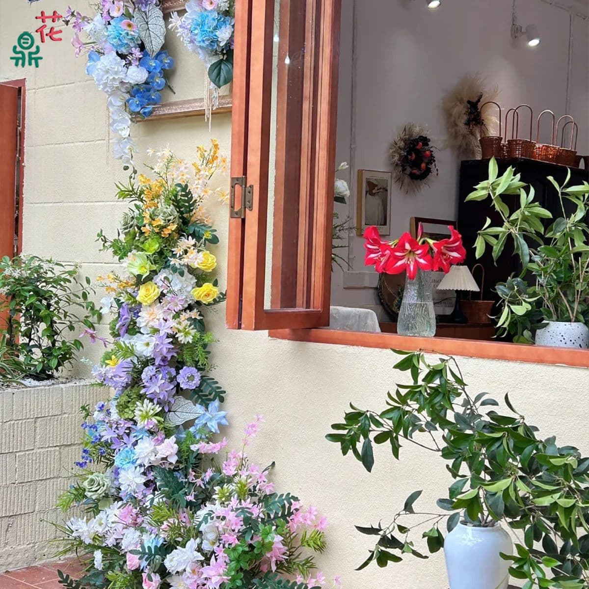 Monet Garden Ins-Style Flower Arrangement Set, Waterfall Wall Floral Decor for Window Displays, Cafes, Outdoor Instagram-Worthy Photo Corner