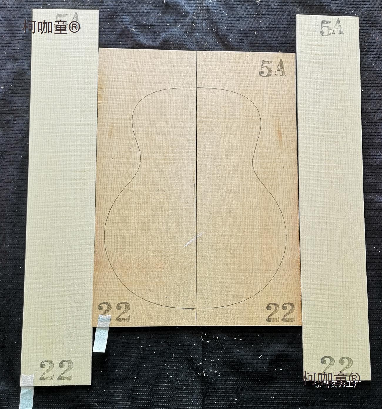 28-inch ukulele tiger stripe maple guitar back and side panel solid top guitar making materials Shandong Hongyin Maton.