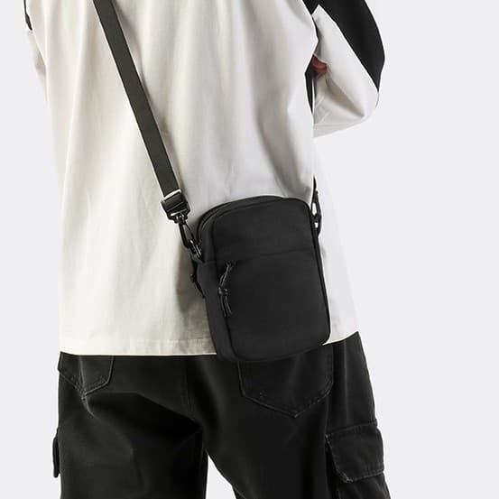 Cross-border Korean-style Japanese-style casual small crossbody bag for women, minimalist small square bag, mini phone bag, single-shoulder crossbody bag for men