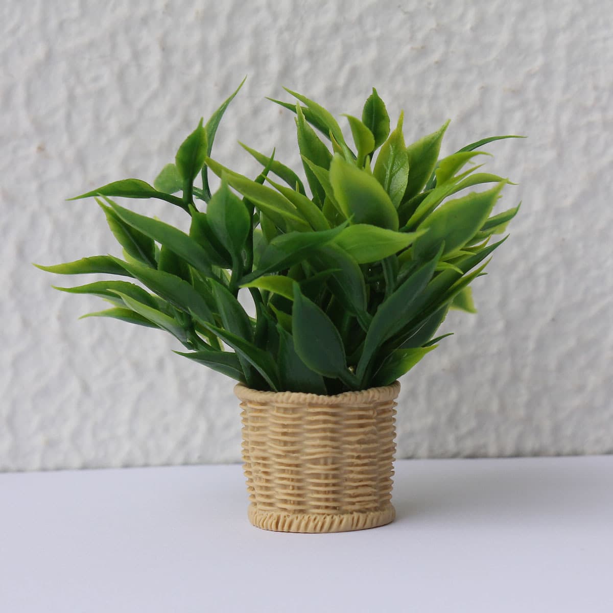 Miniature green plant orange tree doll house ornaments plant resin home scene prop model simulation orange tree