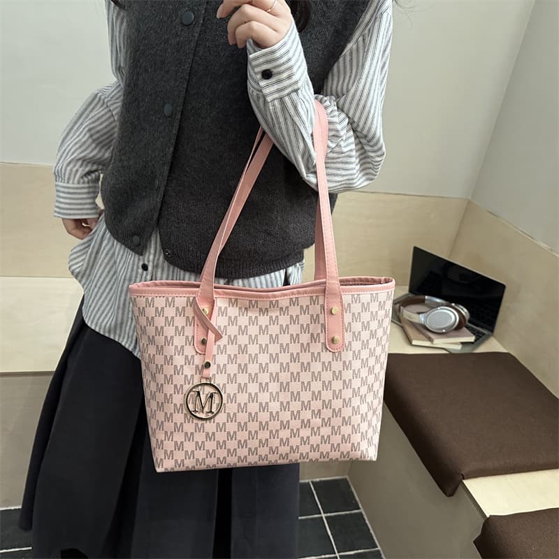 Tote bag new texture large capacity bag fashion casual women's shoulder bag niche design tote bag women's bag