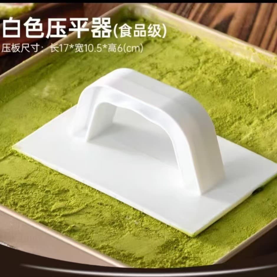 Snowflake crisp and donkey-hide gelatin cake mold, sugar pressing plate, toffee shaping tray, homemade special tools