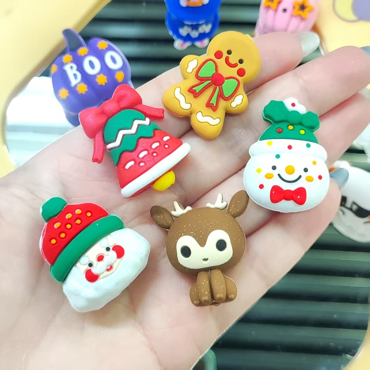 Cross-border Christmas 3D Santa Claus Silicone Beads Cartoon Pen Focus Beads DIY Accessories Resin Drip Beads