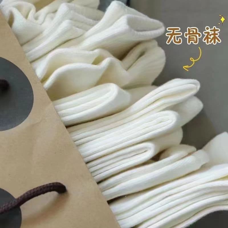 Women's Mid-Calf Stacked Socks, Spring/Summer Japanese Black/White Solid Color Mid-Calf Socks, Trendy Long Postpartum Socks