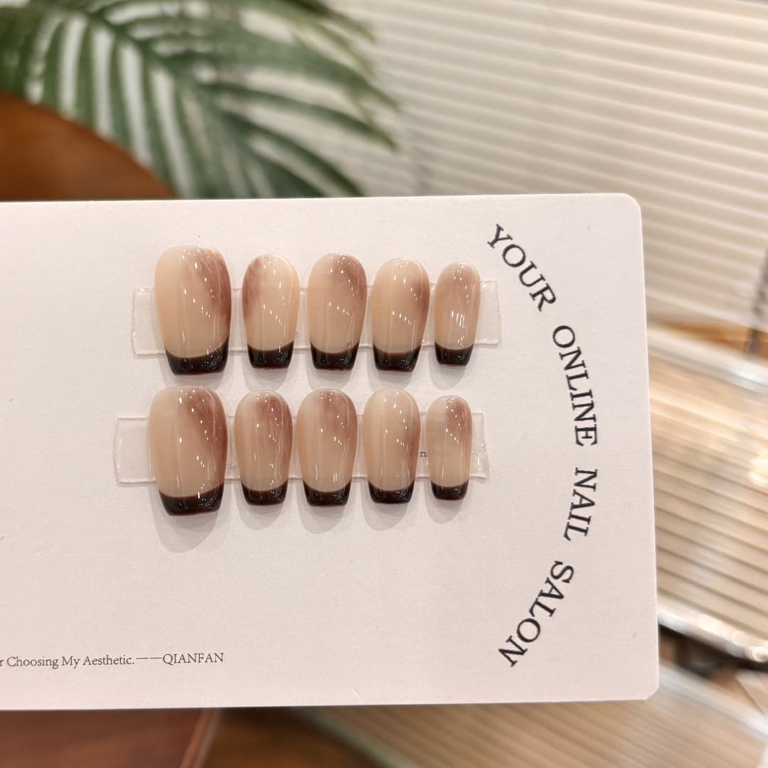 Chocolate Ombre French Handmade Press-On Nails Elegant Whitening Short Fake Nails