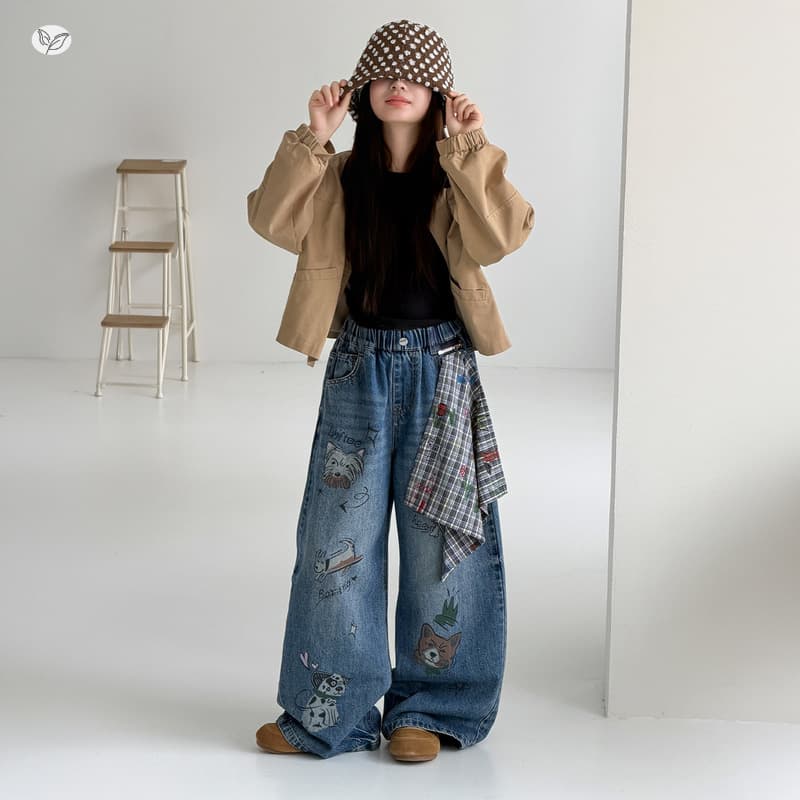 Girls plaid square scarf jeans 2026 autumn new medium and large children cartoon print graffiti wide leg pants straight pants