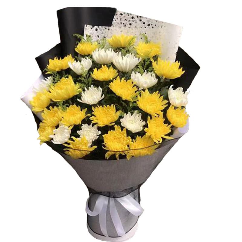 Qingming Fresh Flower Bouquet, Yellow and White Chrysanthemums for Grave Sweeping, Memorial Worship, Funeral Mourning Handheld Flowers