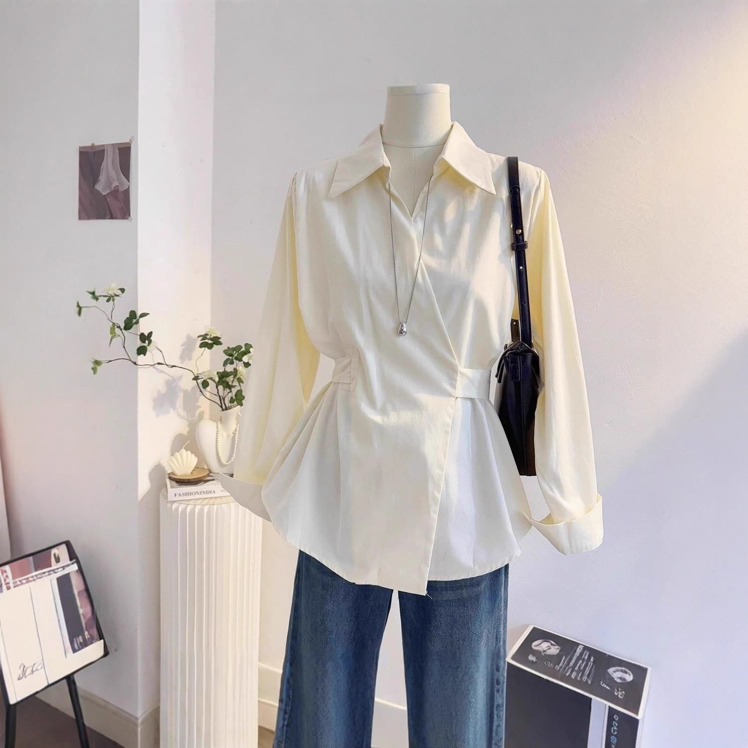 French-style Tie-Waist Long-Sleeve Blouse for Women 2025 Fall Design Slim Fit Commute Shirt Korean Top