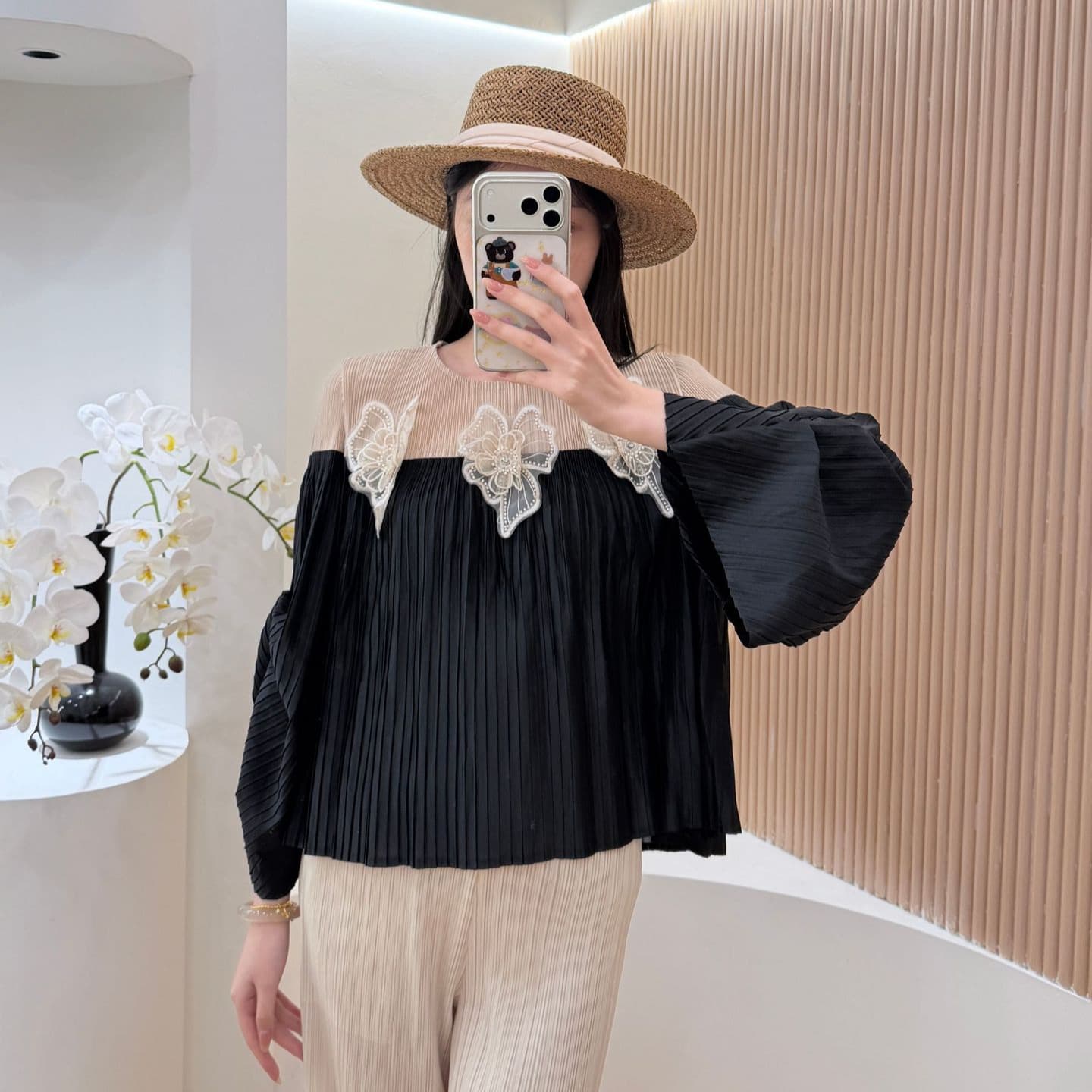 Miyake Pleats Spring New Long Sleeve T-Shirt Color-Block 3D Floral Stacked Sleeve Top for Women