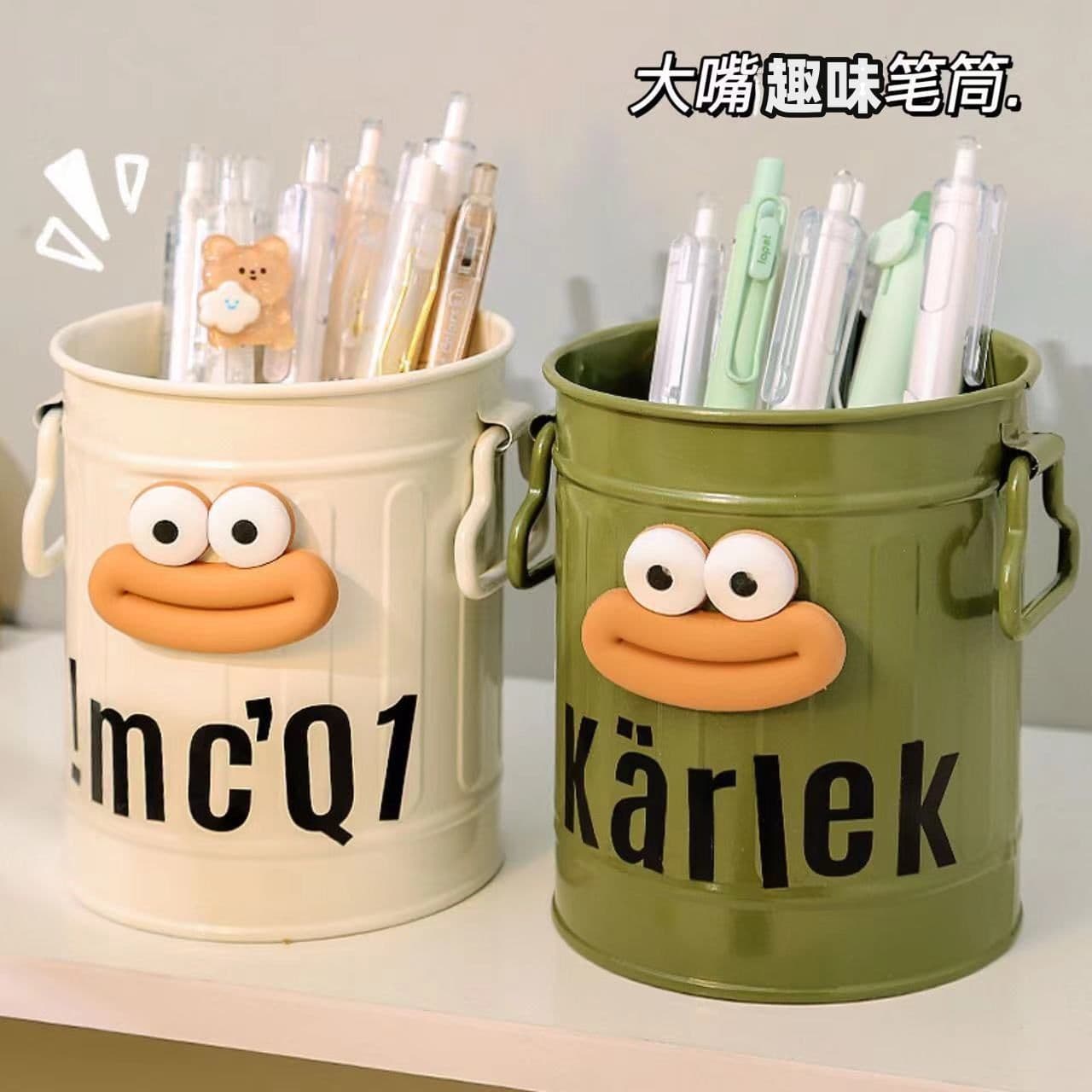 Student Desktop Office Large Capacity Cute Simple Retro Storage Barrel Ins High-value Cartoon Personalized Pen Cup