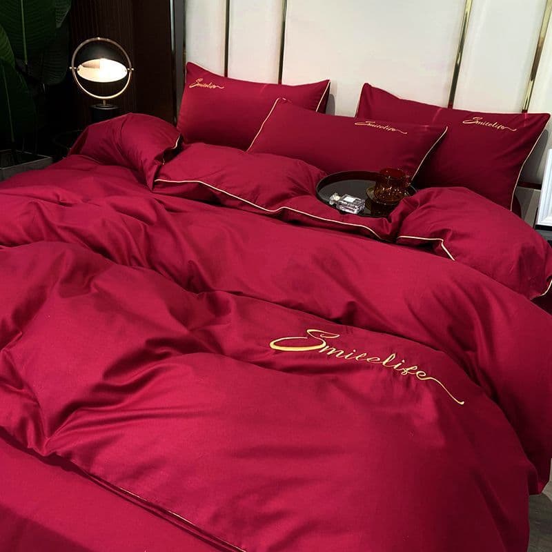 Minimalist elegant pure cotton red four-piece set embroidered sheet duvet bedding for wedding gift bridal room complete set factory