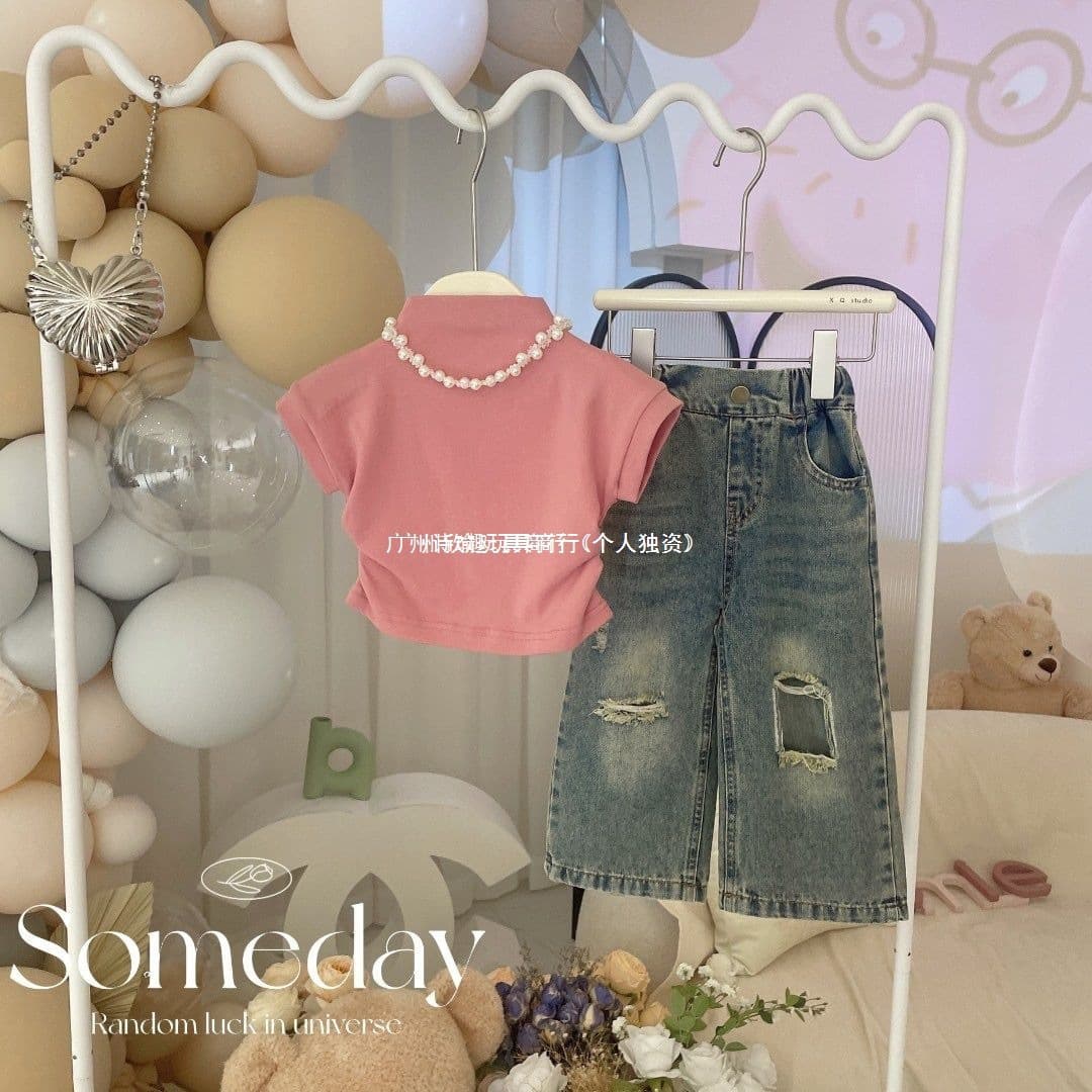 2023 New Style Summer Set for Girls: Stylish Short-Sleeved Jeans Two-Piece Set with Girl's T-Shirt