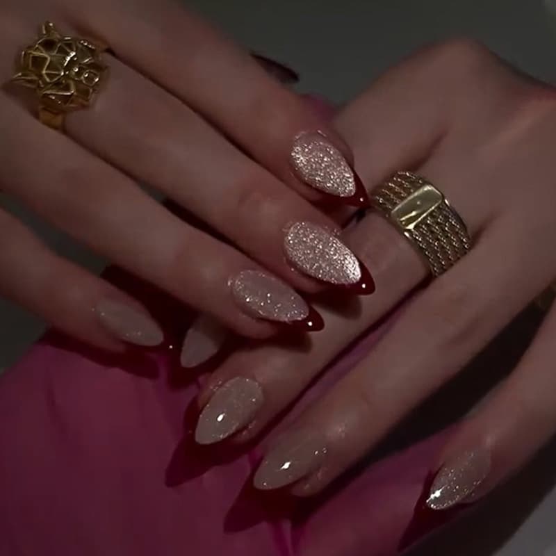 Fall/Winter Hot-Selling French Red Press-On Nails Almond Nails Manicure Nail Tips Cat Eye Wearable Nail Tips Finished Wholesale