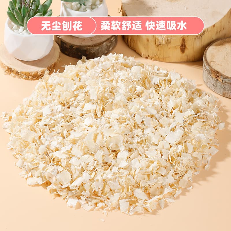 Aspen Wood Shavings Bedding for Hamsters, Gerbils, and Small Pets - Deodorizing and Warm, Large Flakes for Golden Hamsters and Dwarf Hamsters