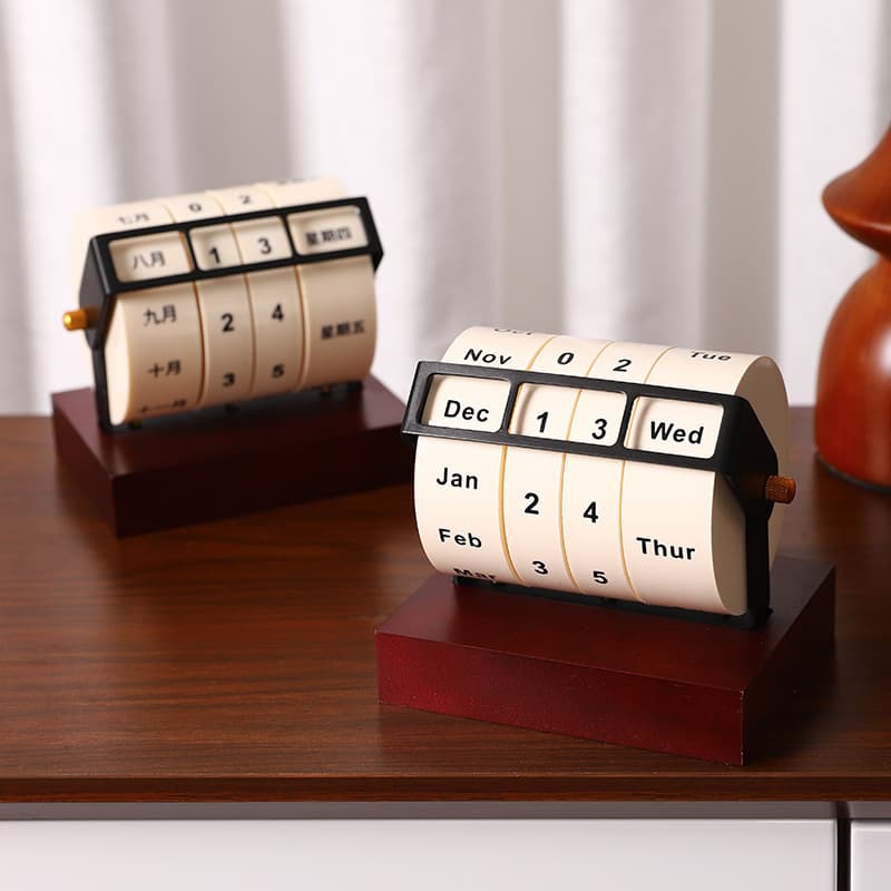 New Creative Wooden Desk Calendar Cute Desktop Ornament Rotating Perpetual Calendar Office Home Decoration