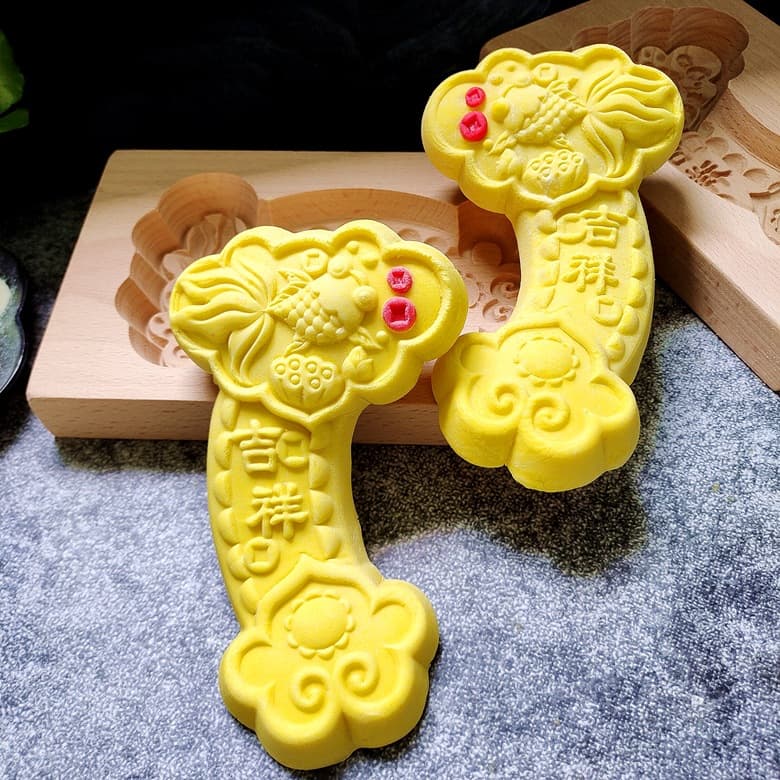 Original New Wooden Baking Molds for Festive Steamed Patterned Buns, Dough Embossing Stamps, and Ruyi-shaped Bun Molds