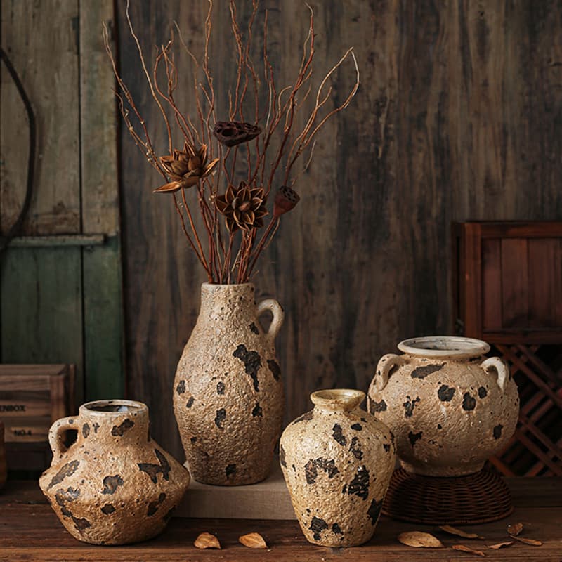 Retro wabi-sabi ceramic vase high-end homestay display shelf decor living room Zen floral hydroponic rough pottery