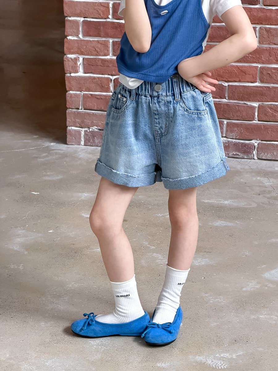 Aimo Beibei Children's Casual Soft Denim Hot Pants for Girls, Korean Retro Washed Rolled Hem Denim Shorts, Trendy